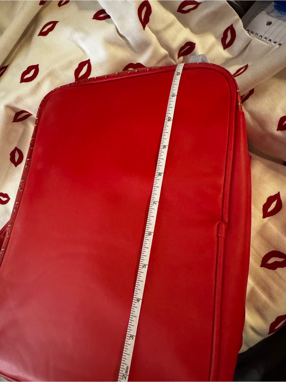 Betty Boop Red Cosmetic Bag - Glamlite lenticular motion with crossbody strap - Picture 8 of 9